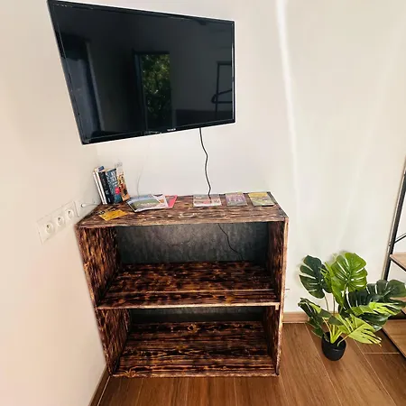 La Loge De Lya
